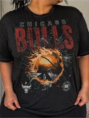 Chicago Bulls Black Graphic Short-Sleeve Tee